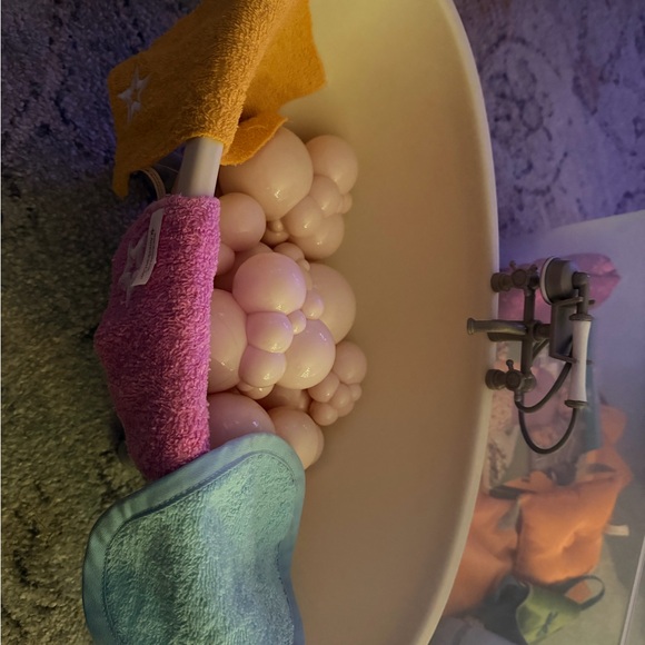 American Girl Other - American Girl Doll Bath Set with Pink and Blue Towels